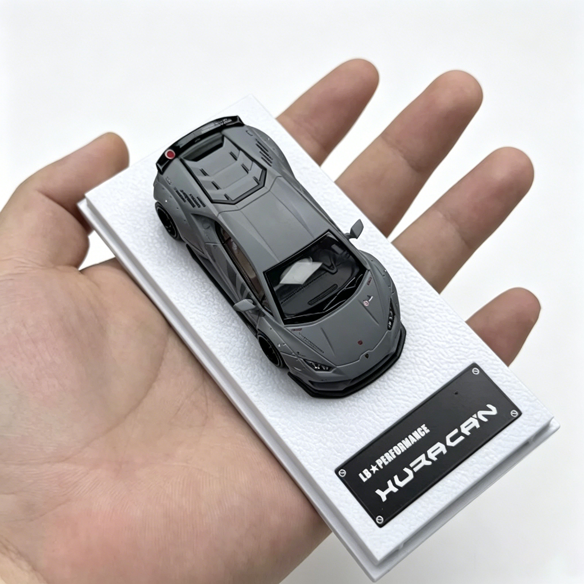MJ Model 1:64 Lamborghini Hura - مراجعة Die Cast Car 1 64 وسعره