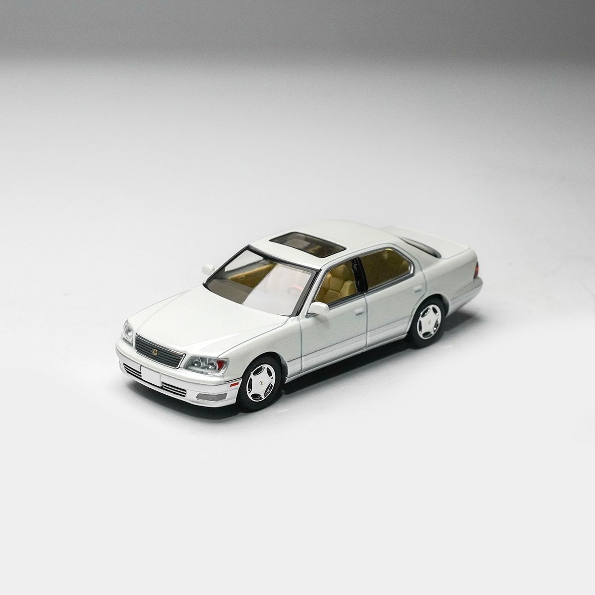 Tomytec Diecast 1/64 Scale Lex - مراجعة Die Cast Car 1 64 وسعره