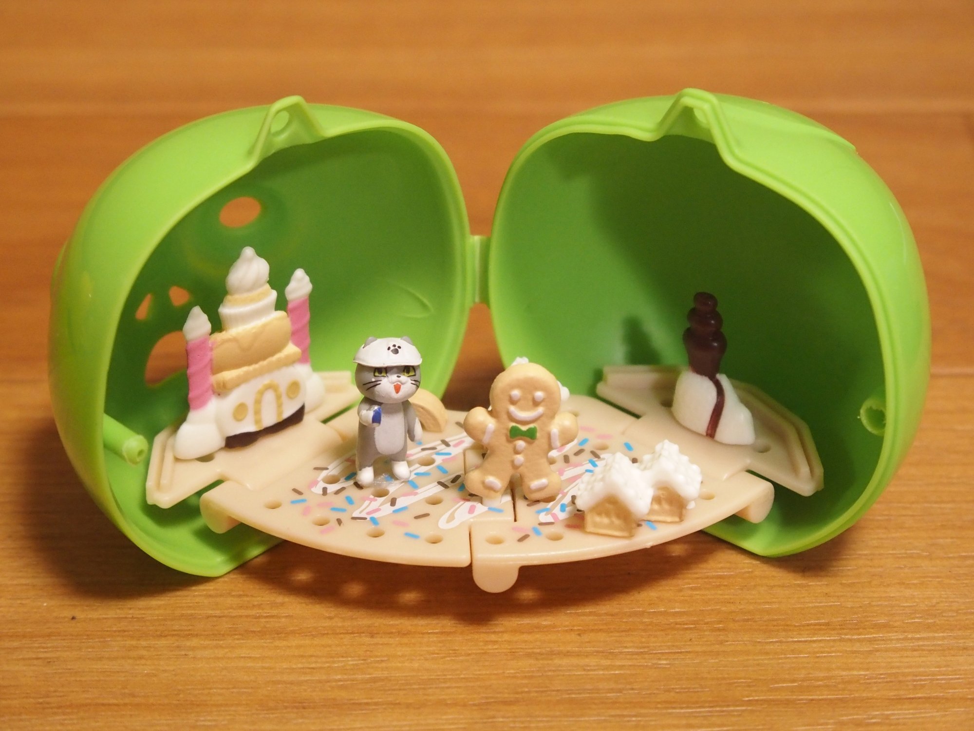 Tarlin capsule toys kawaii 2-w - مراجعة Capsule Toy Gashapon وسعره