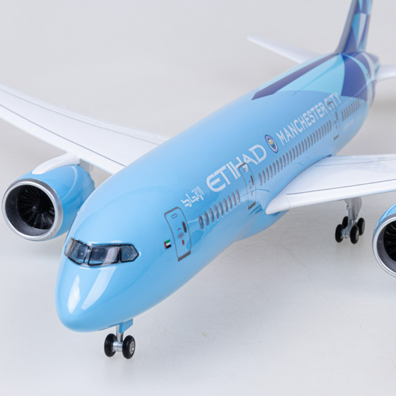 1/130 Scale B787 Dreamliner Ai - مراجعة Model Airplane Plastic وسعره