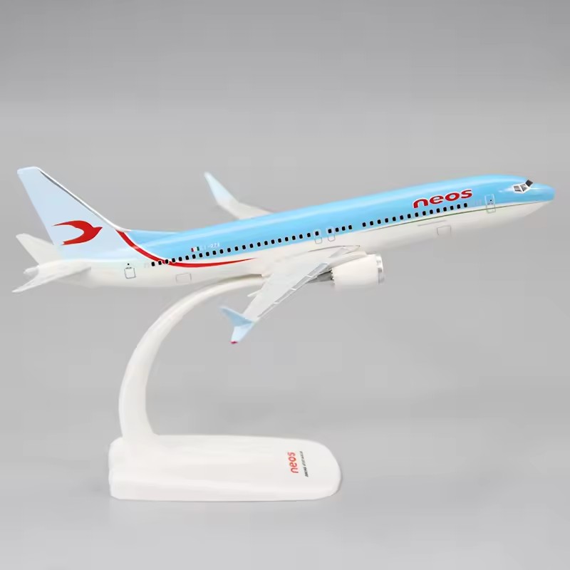 1:200 Scale B737 MAX8 Neos Air - مراجعة Model Airplane Plastic وسعره